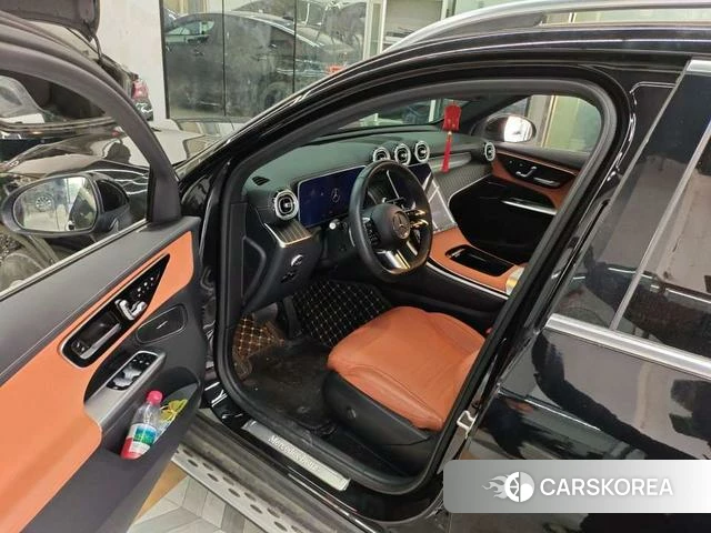 Mercedes-Benz GLC 2023 Черный из Китая, фото 4