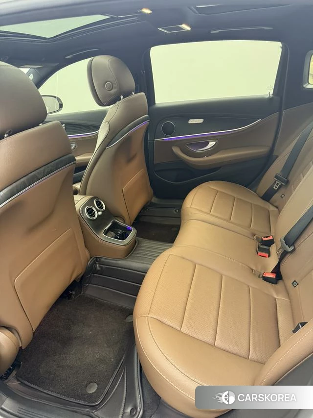 Mercedes-Benz E-class id 4256023 из Китая 10
