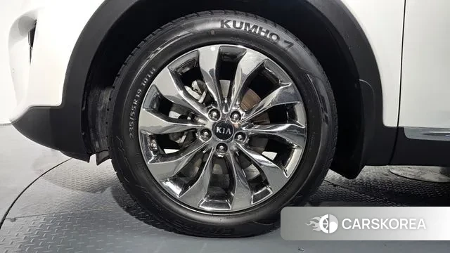 Kia The New Sorento id 3033684 из Кореи 14