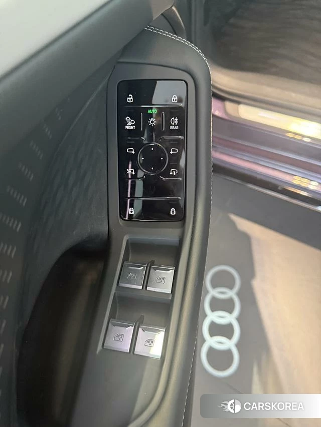 Audi A5L id 4278979 из Китая 10