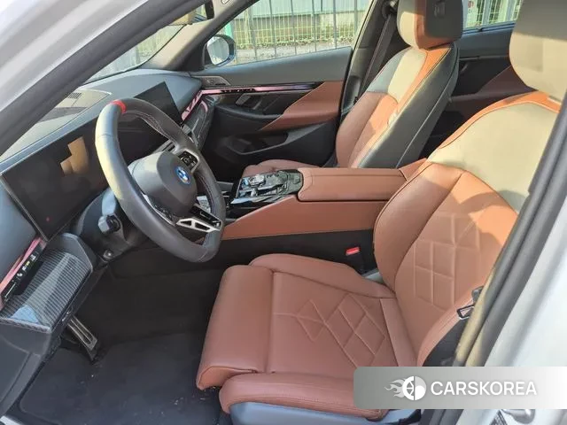 BMW i5 (G60) 2025 Белый из Кореи, фото 4