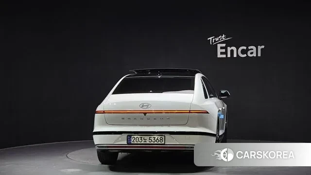 Hyundai Grandeur (GN7) id 3278772 из Кореи 14