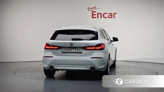 BMW 1 Series (F40) id 3044806 из Кореи 14