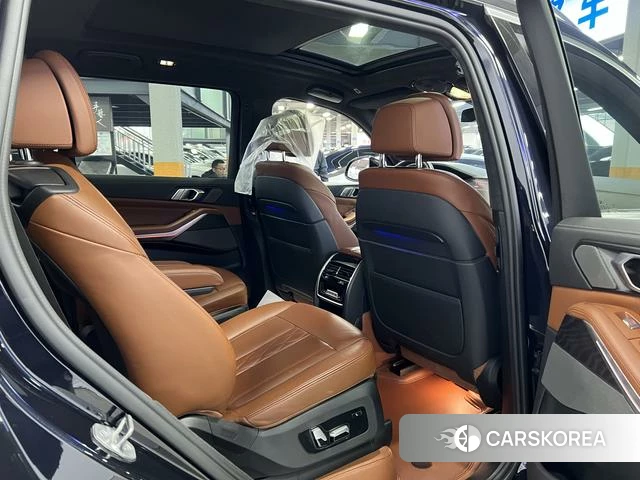 BMW X7 id 4257382 из Китая 9