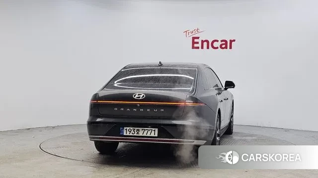 Hyundai Grandeur (GN7) id 3610731 из Кореи 14