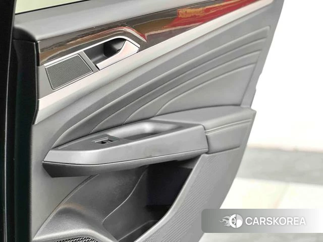 Volkswagen Passat id 4374554 из Китая 22