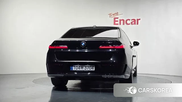 BMW 7 Series (G70) id 3333491 из Кореи 14