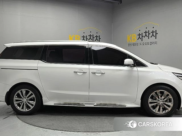 Kia All New Carnival id 4733098 из Кореи 14