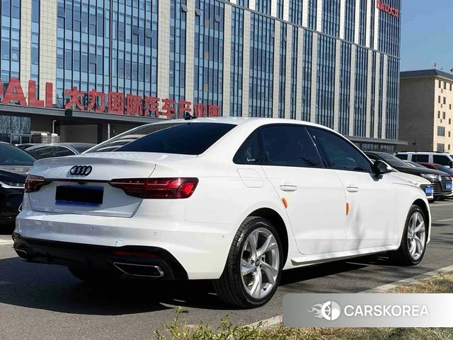 Audi A4L 2021 Белый из Китая, фото 4