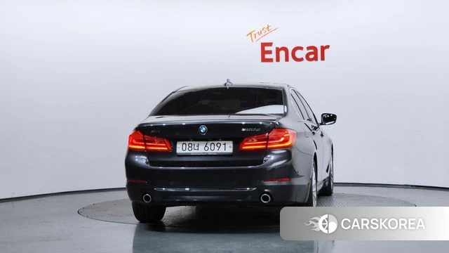 BMW 5 Series (G30) id 4551944 из Кореи 14