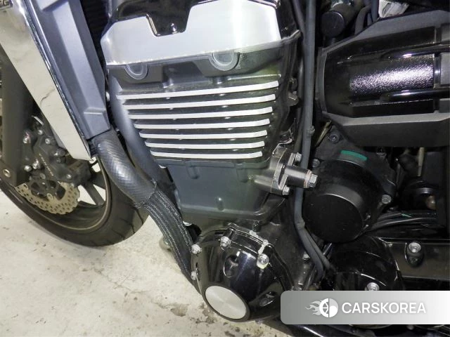 Engine photo