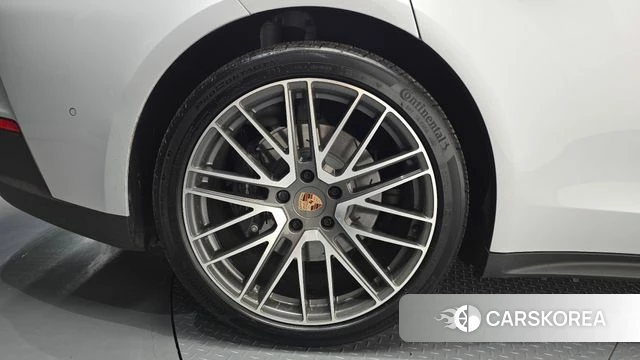 Porsche Panamera (976) id 4474218 из Кореи 31