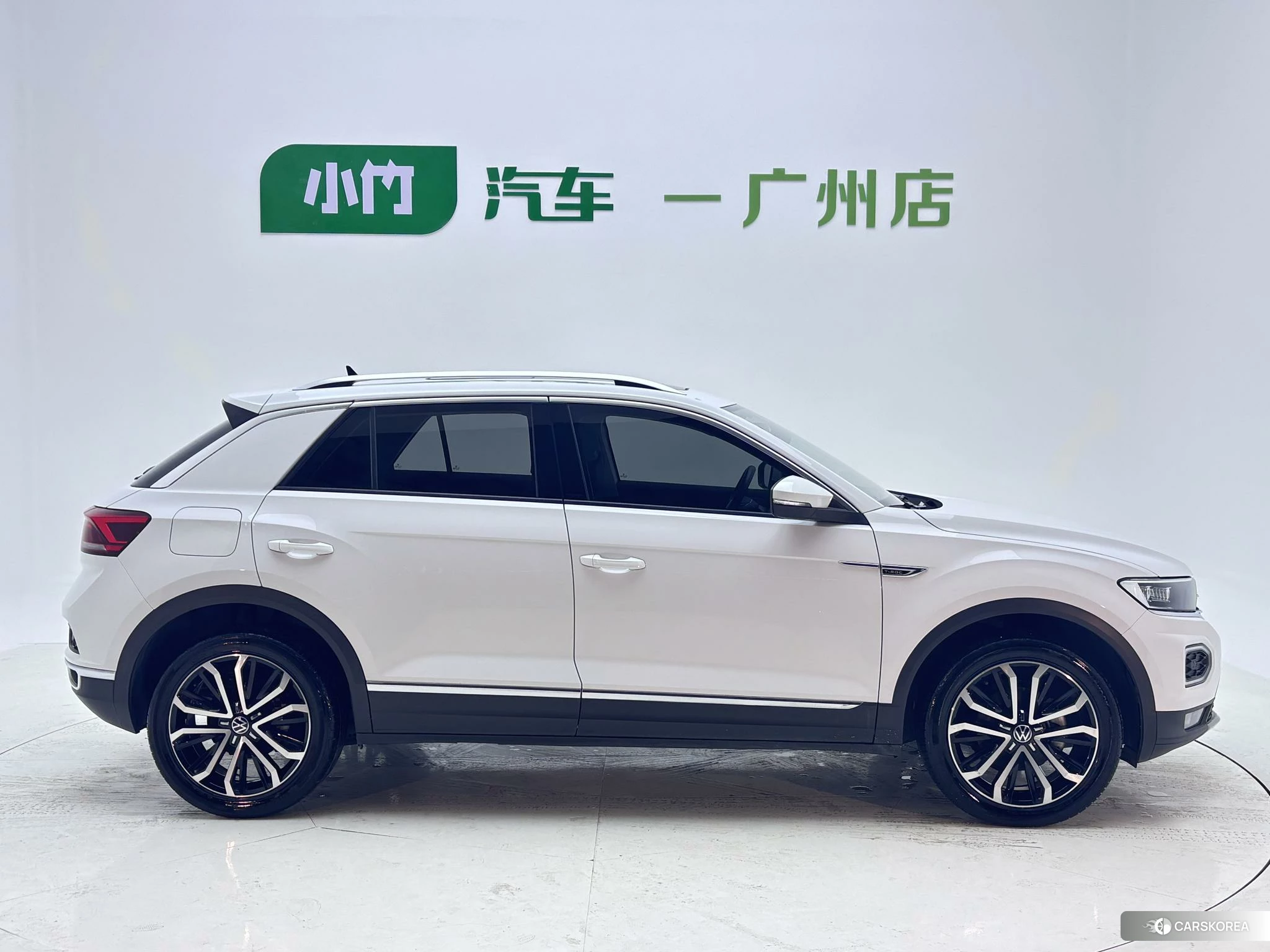 Volkswagen T-Roc id 4515056 из Китая 12
