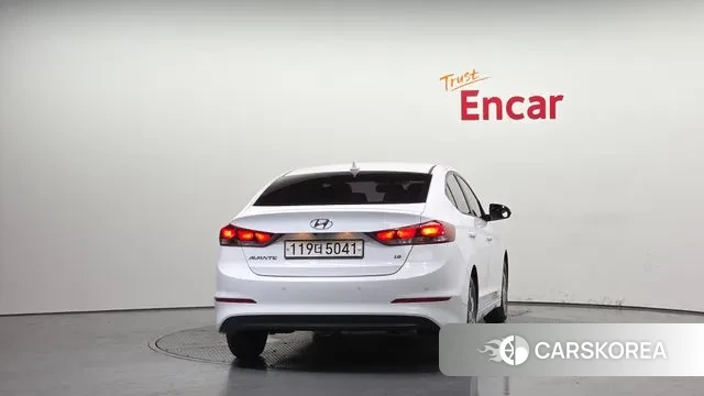 Hyundai Avante AD id 3013977 из Кореи 14