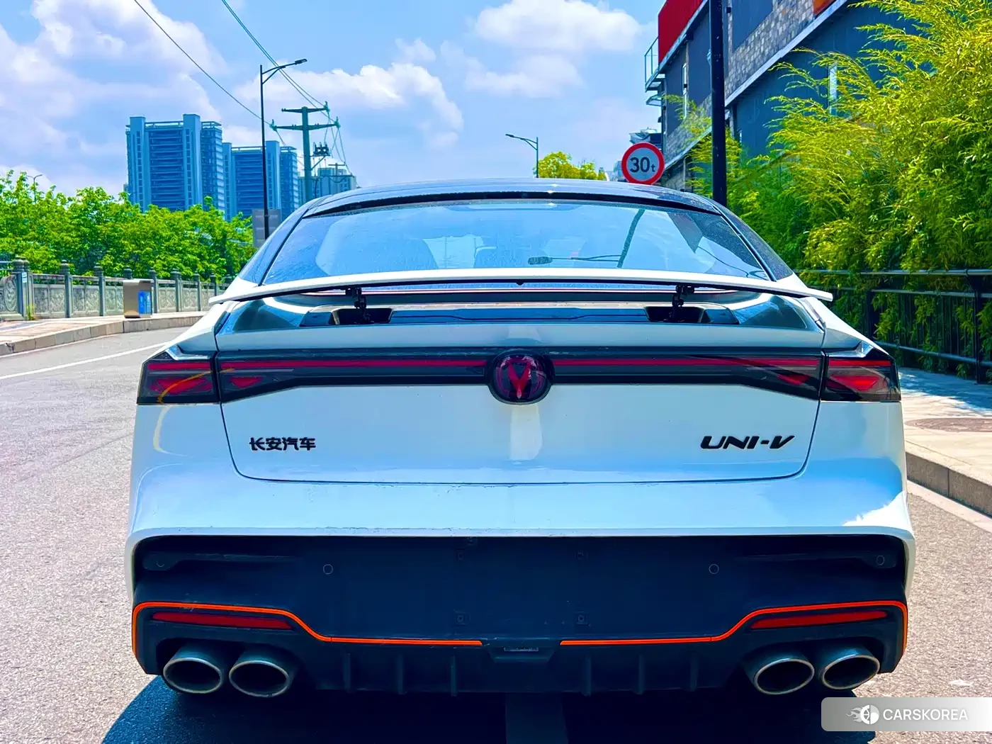 Chang'an Changan UNI-V id 4514172 из Китая 10