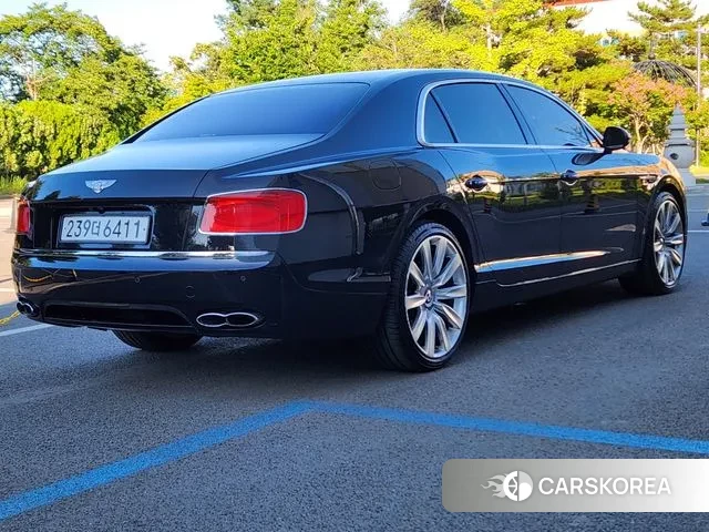 Bentley Flying Spur 2nd Generation id 3041999 из Кореи 14