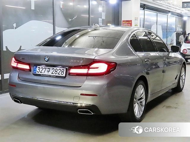 BMW 5 Series (G30) id 4375847 из Кореи 14