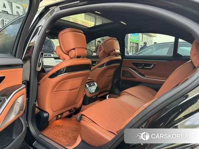 Mercedes-Benz S-class 2023 Черный из Китая, фото 4