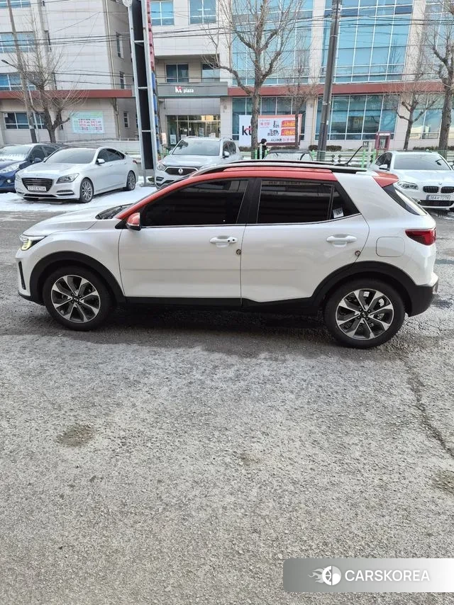 Kia Stonic id 3672875 из Кореи 10