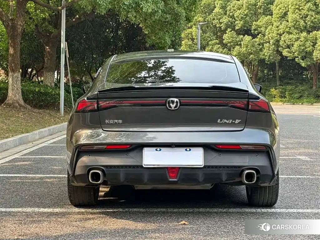 Chang'an Changan UNI-V id 4565267 из Китая 11