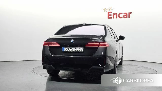 BMW 5 Series (G60) id 4200652 из Кореи 30