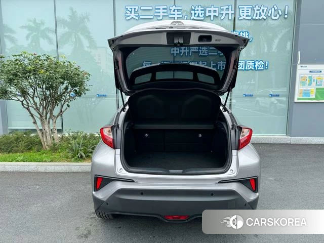 Toyota IZOA 2022 Серебристо-серый из Китая, фото 6