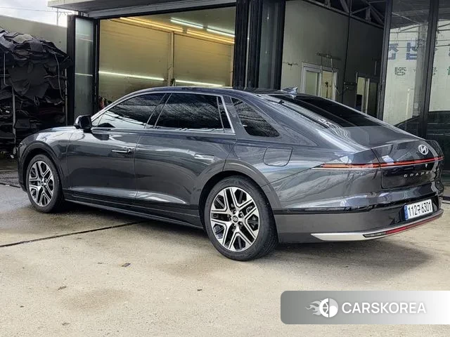 Hyundai Grandeur Hybrid (GN7) id 2958967 из Кореи 9