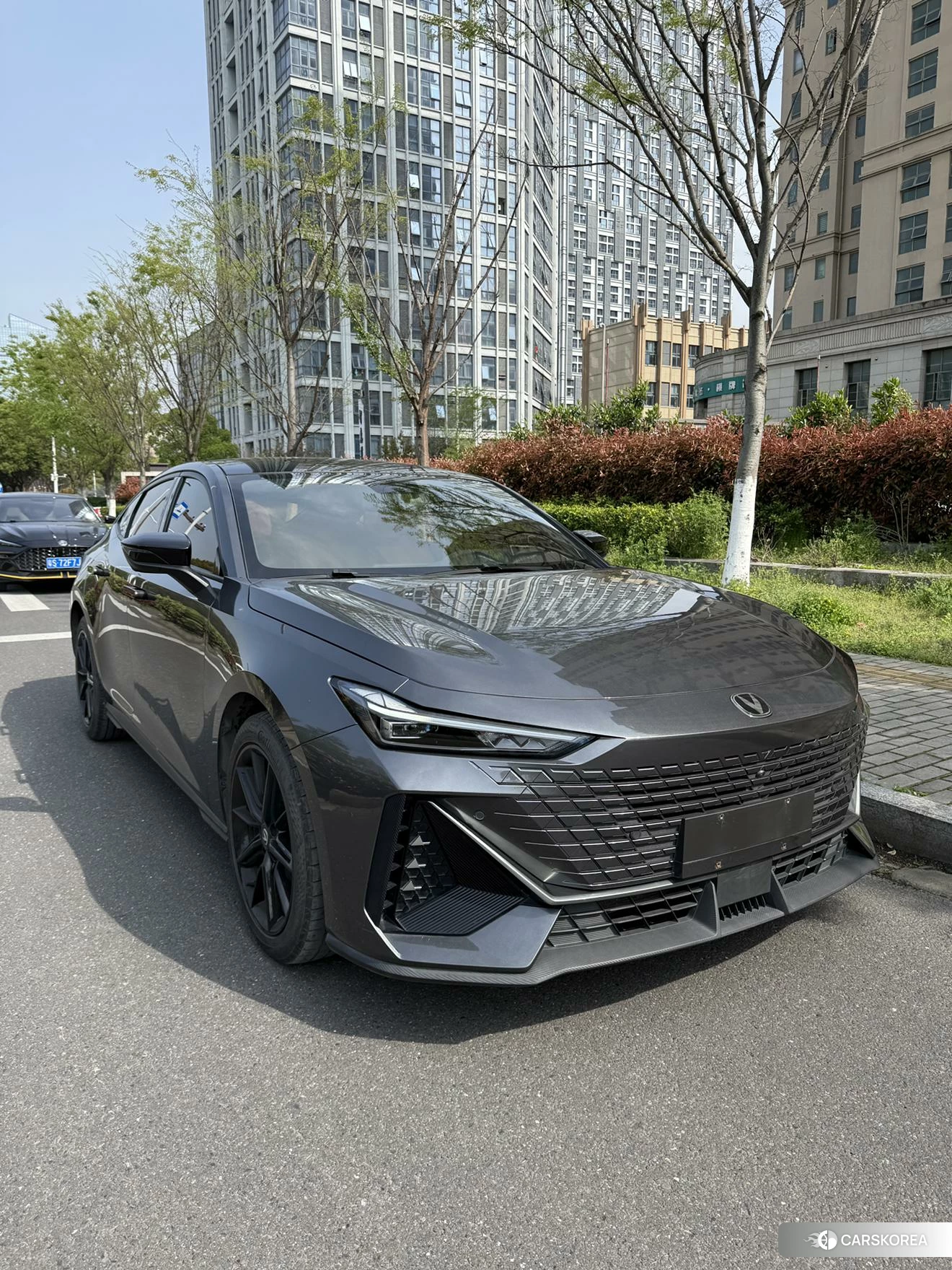 Chang'an UNI-V 2022 Темно-серый из Китая, фото 6