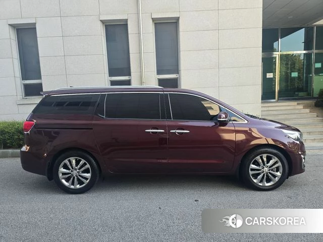 Kia All New Carnival id 3856616 из Кореи 14