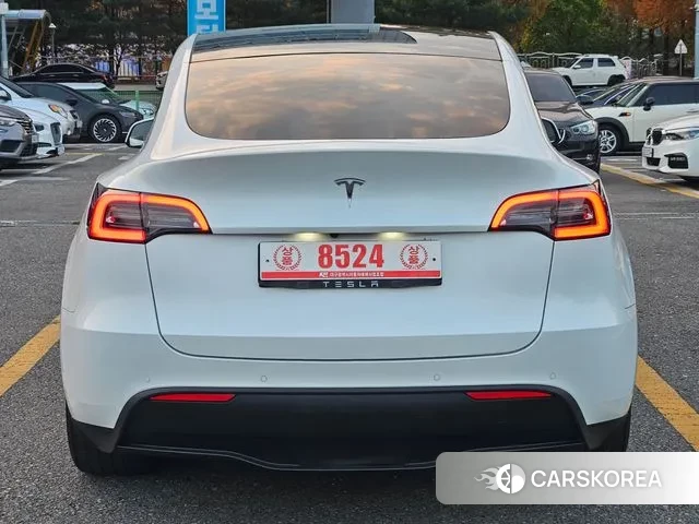Tesla Model Y id 3340439 из Кореи 14