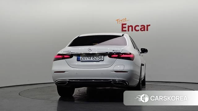Mercedes-Benz E-Class W213 id 4602832 из Кореи 25
