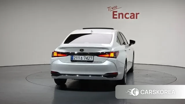 Lexus ES300h 7th generation id 3382922 из Кореи 14