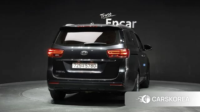 Kia The New Carnival id 3813708 из Кореи 14