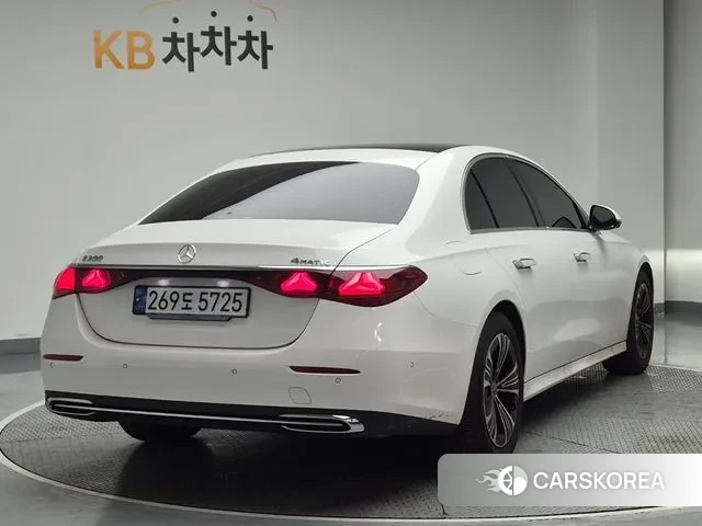 Mercedes-Benz E-Class W214 id 3528286 из Кореи 14