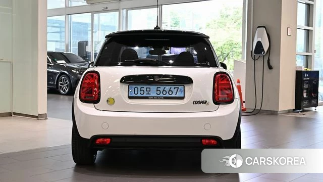 Mini Cooper Electric id 4654690 из Кореи 14