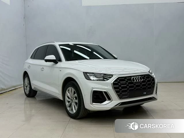 Audi Q5L 2022 Белый из Китая, фото 4