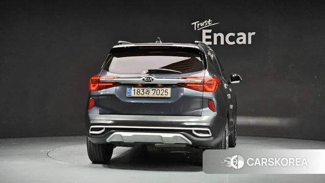 Kia Seltos id 4324511 из Кореи 14