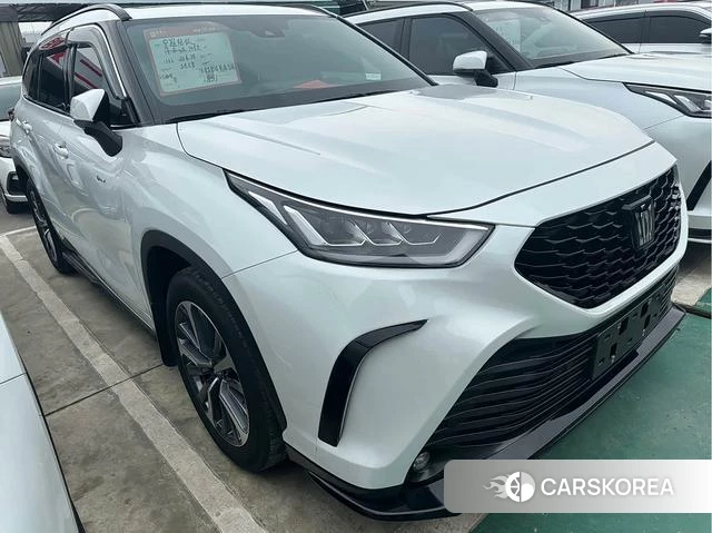 Toyota Crown Lufang id 4279017 из Китая 8