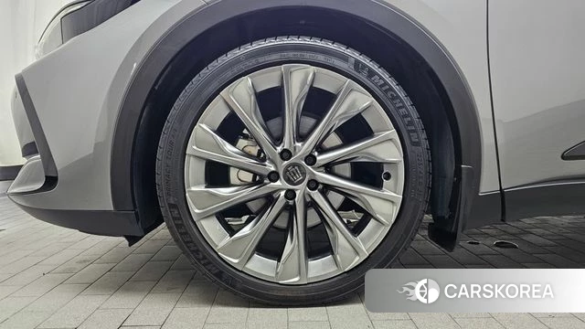 Toyota Crown Crossover id 4602465 из Кореи 26
