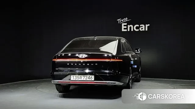 Hyundai Grandeur (GN7) id 3619730 из Кореи 14