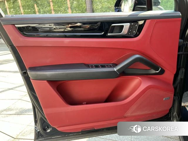 Porsche Cayenne Coupé id 4240579 из Китая 21