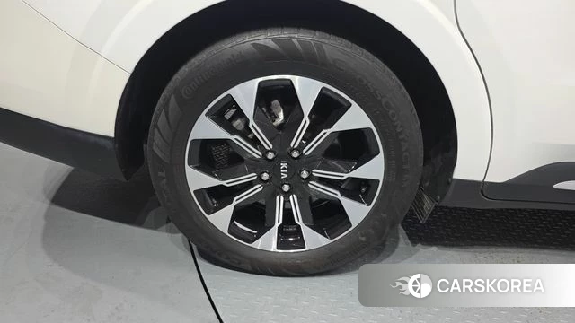 Kia Carnival 4th generation id 4614605 из Кореи 24