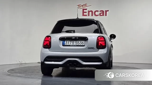 Mini Cooper S id 3610942 из Кореи 14