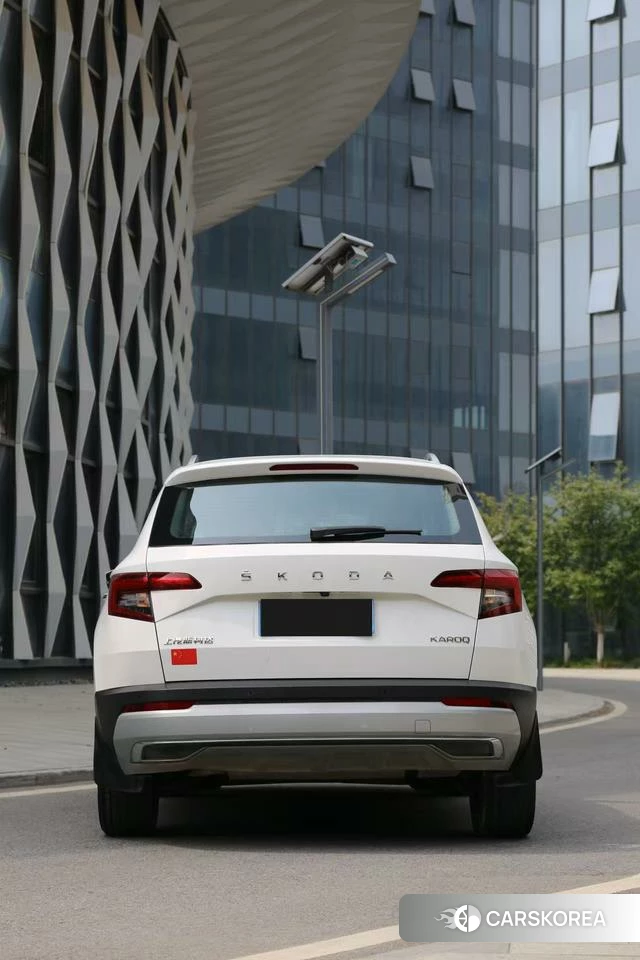 Skoda Krok 2021 Белый из Китая, фото 4