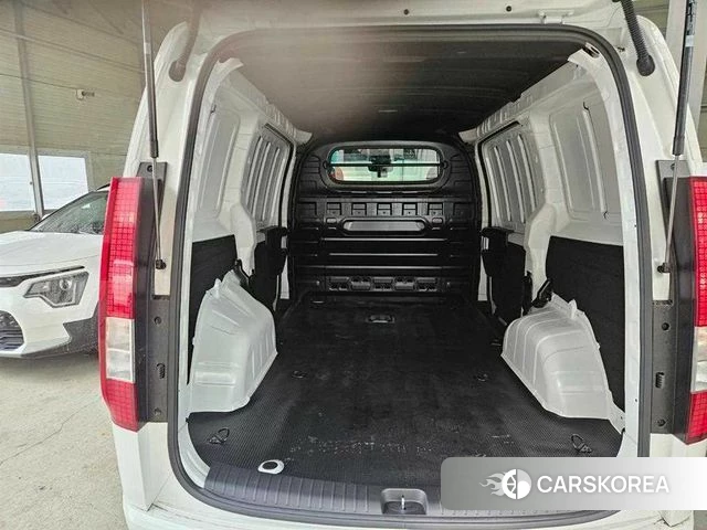Hyundai Staria id 4359738 из Кореи 9