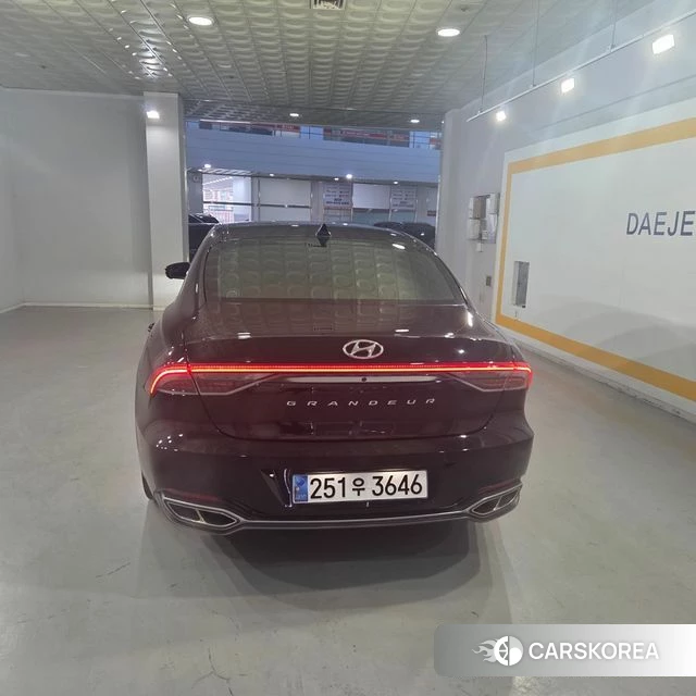 Hyundai The New Grandeur IG Hybrid id 3791987 из Кореи 14