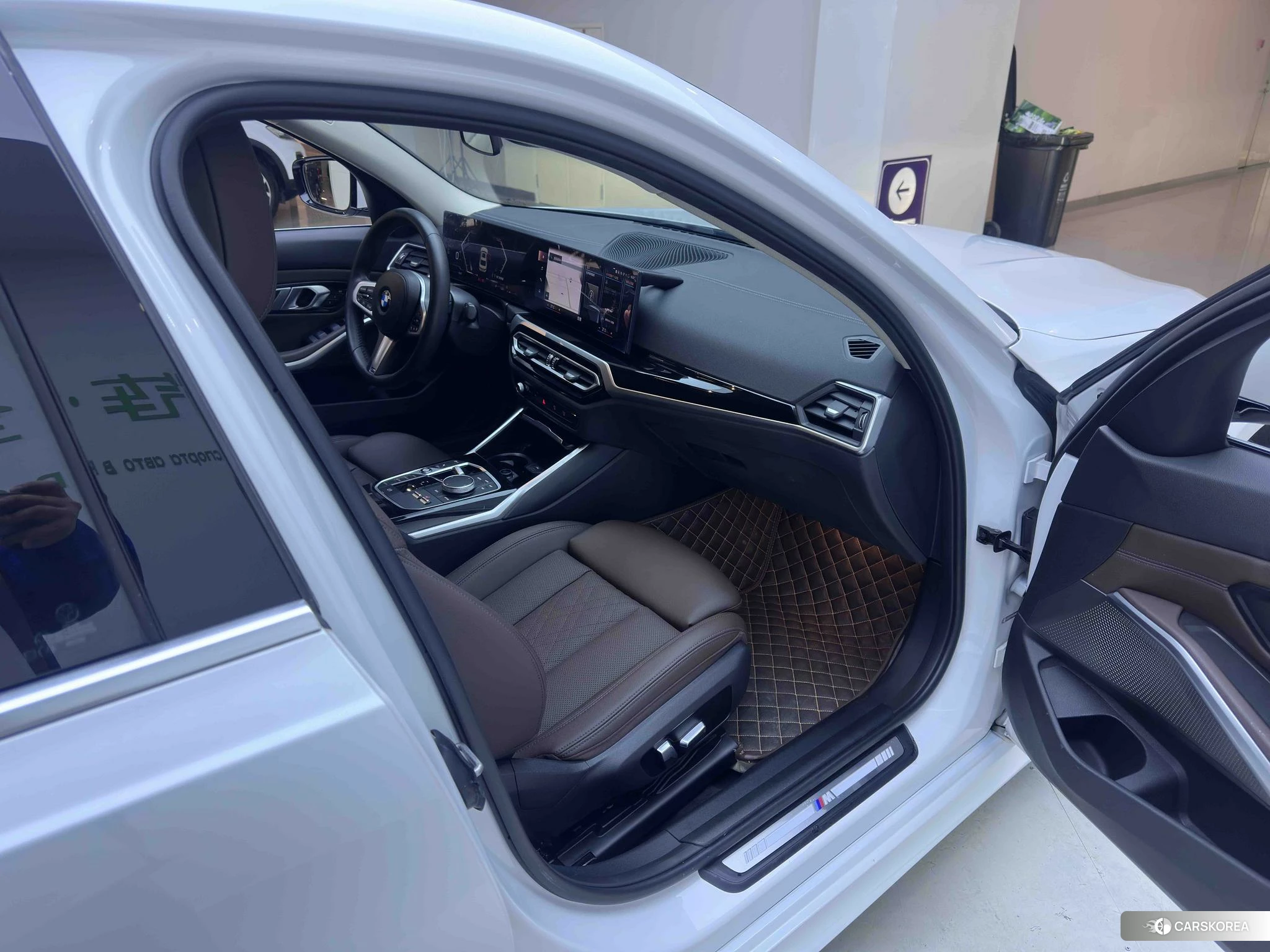 BMW 3 series id 4467583 из Китая 18