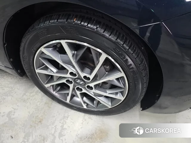 Hyundai The New Avante AD id 3275179 из Кореи 10