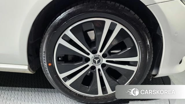 Mercedes-Benz E-Class W213 id 3820075 из Кореи 14