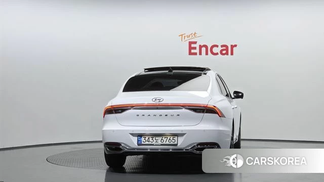 Hyundai The New Grandeur IG Hybrid id 3859315 из Кореи 14